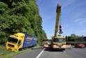 LKW in Boeschung A 3 Rich Frankfurt Hoehe Roesrath Lohmar P054